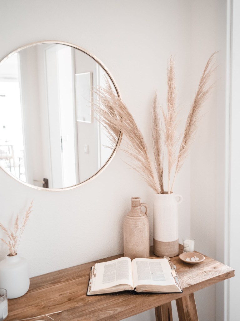 Refined interior décor in a private estate